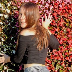 Meet your Posher, Abby